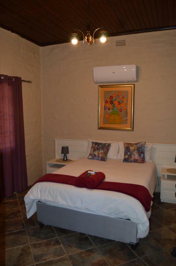 Esmarline Lodge Brits Exterior foto
